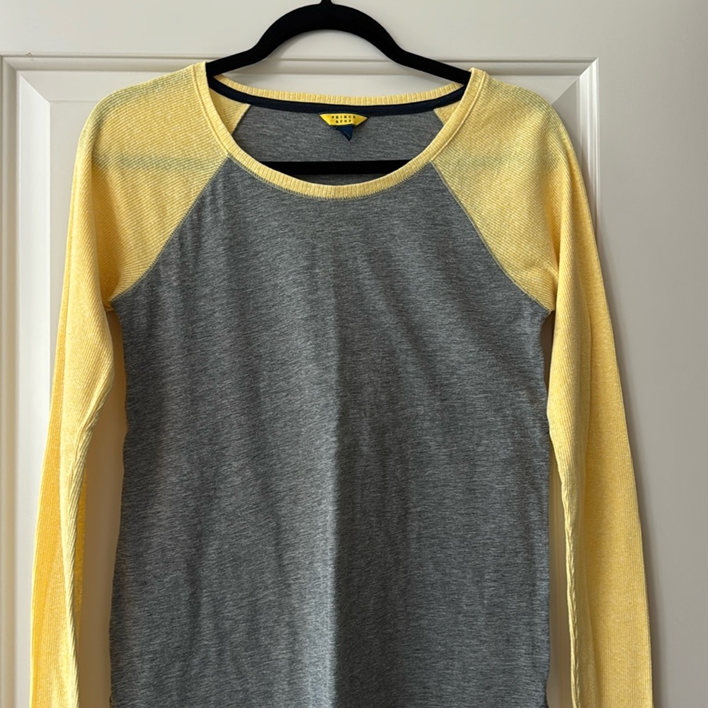 Prince & Fox Yellow & Grey LS Top, Size Small